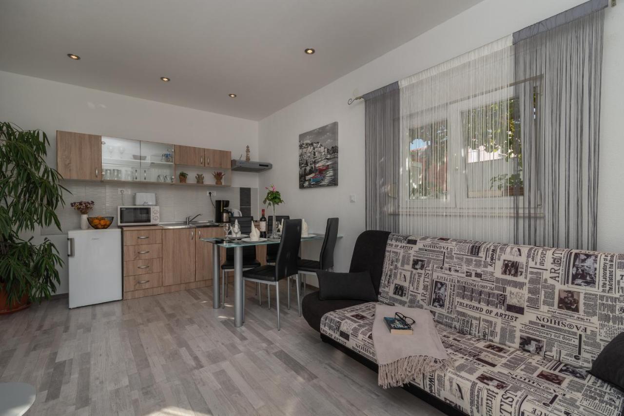 Apartments Bruna Trogir Dış mekan fotoğraf